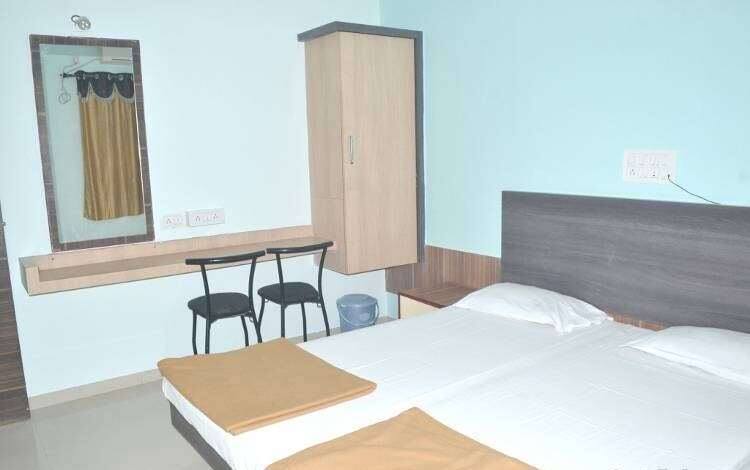 Hotel Bridge Corner, Jalgaon 4